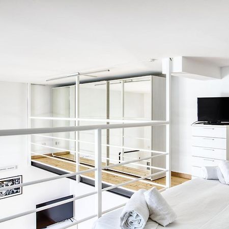 Апартаменти Joivy Charismatic 1-Bed Flat With Parking Мілан Екстер'єр фото