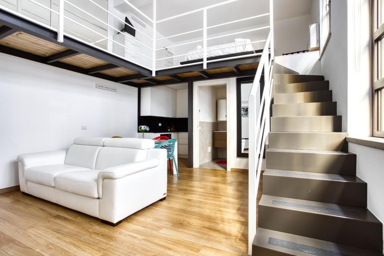 Апартаменти Joivy Charismatic 1-Bed Flat With Parking Мілан Екстер'єр фото