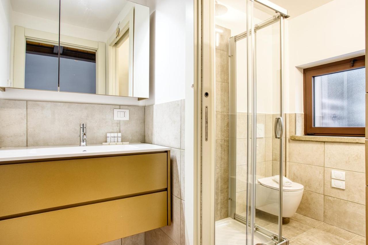 Апартаменти Joivy Charismatic 1-Bed Flat With Parking Мілан Екстер'єр фото