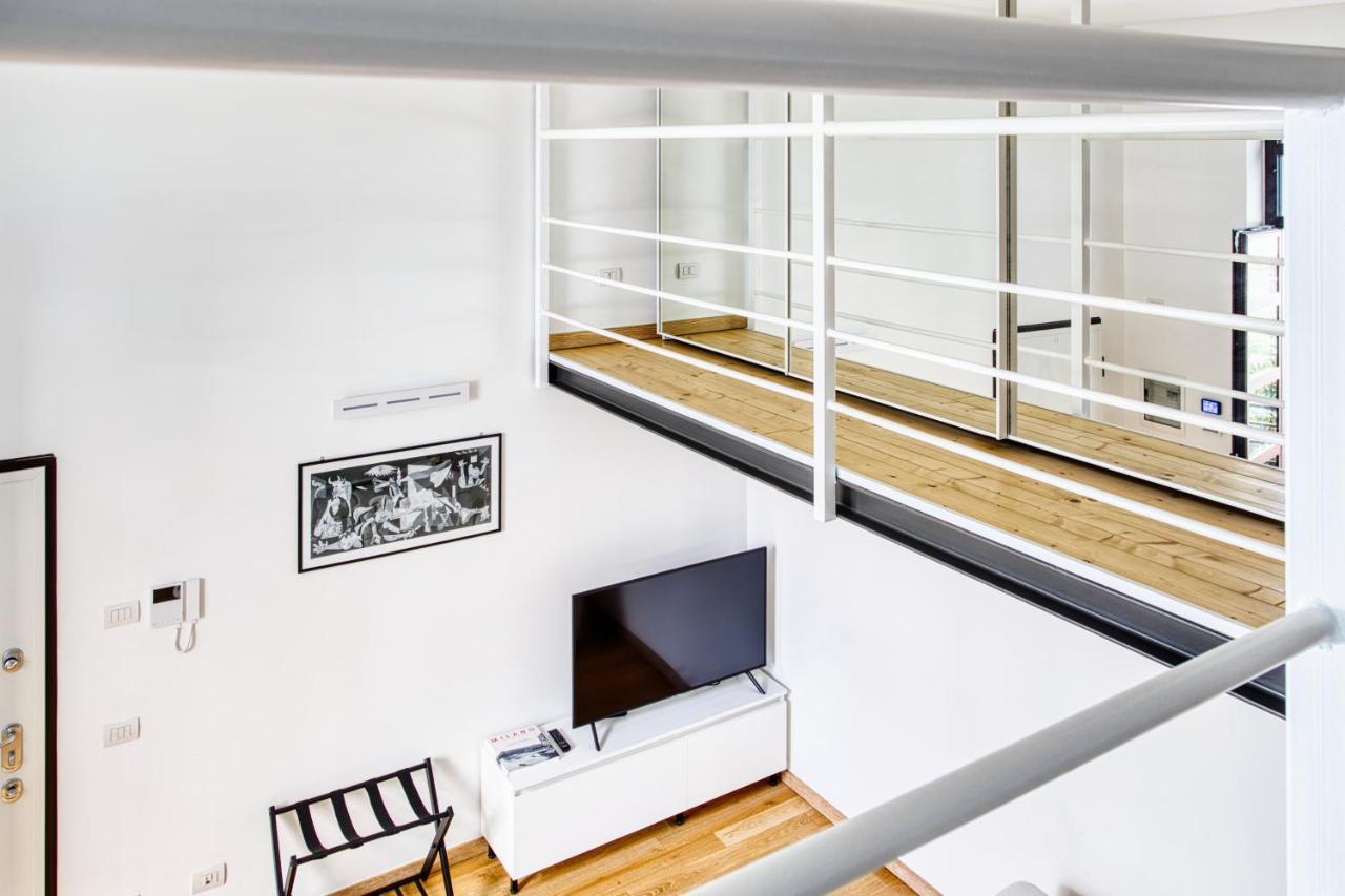 Апартаменти Joivy Charismatic 1-Bed Flat With Parking Мілан Екстер'єр фото